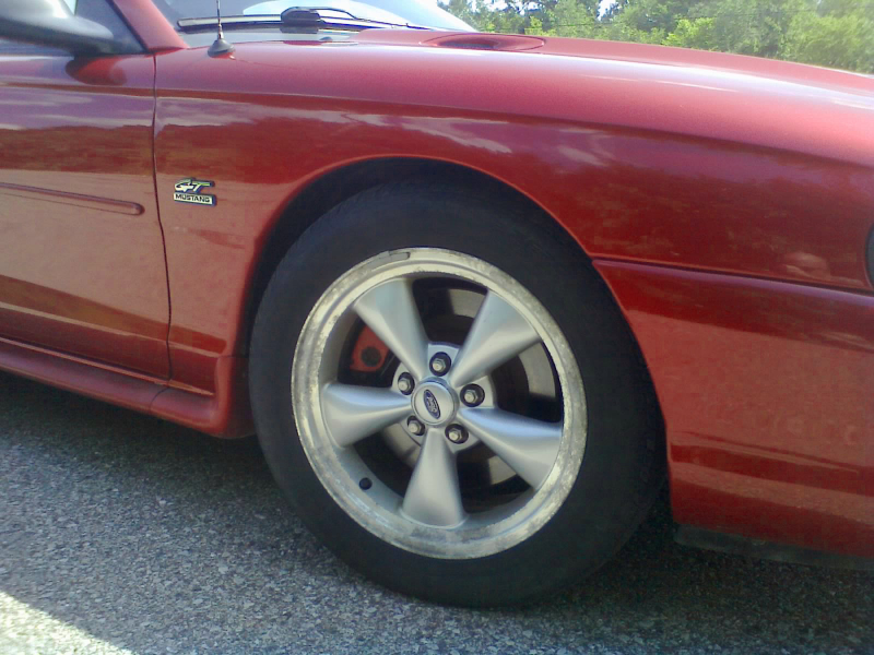 The wheels could use a good refinishing... one of these days.